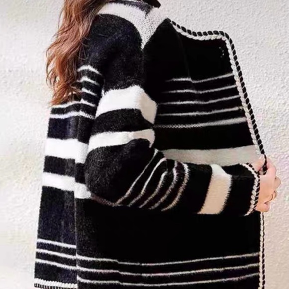 Striped Imitation Mink Fleece Cardigan - Picture 2 of 7